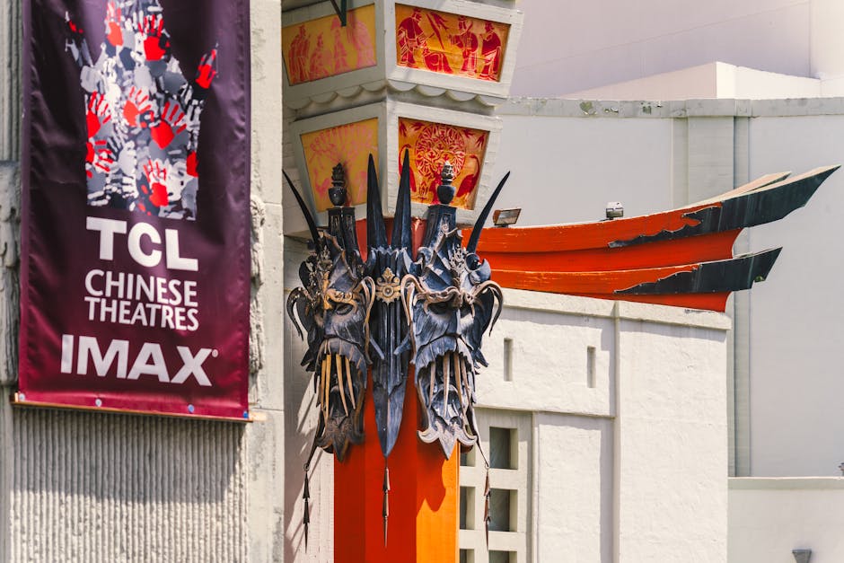 12 Crazy Facts About Hollywood Red Carpets