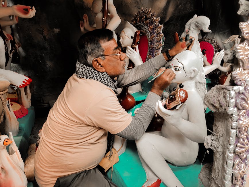 Top 10 Famous Sculptures and Their Secrets