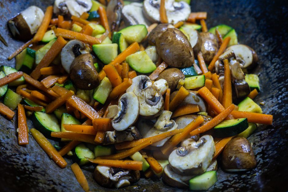 What vegetable is the main ingredient in hummus? - Trivava